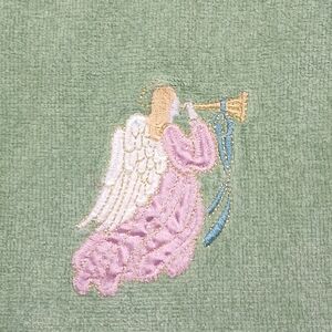 Vtg Christmas Fingertip Hand Towel Green Fringe Angel Horn Holiday Home Linen